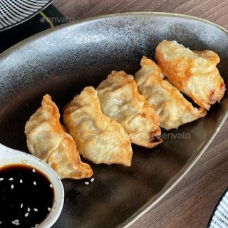 Gyoza Frango ( Frito)