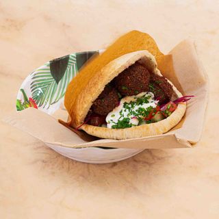 Pita Falafel