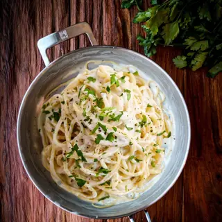 SPAGHETTI 4 QUESOS