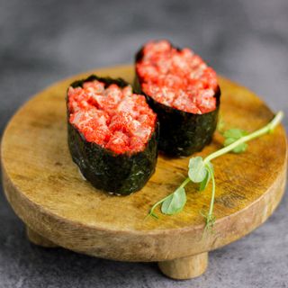 Gunkan Tatar Tuno * pikantne