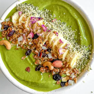 Green bowl (V)