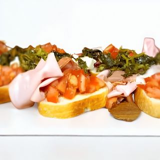 Bruschetta Con Tomatitos Y Su Toque Soleluna