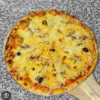 25 Pizza Campesina Grande (33 Cm.)