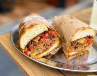 Bocadillo de carne picada