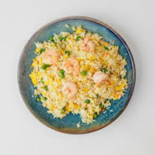Arroz frito con gambas