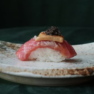 Nigiri O Toro Y Foie Aburi (2Uds.)