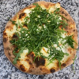 Stracchino e rucola senza lattosio