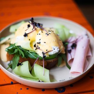 Turkey benedict