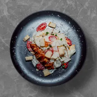 Цезарь с курицей