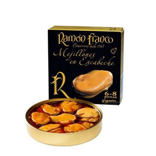 Tapa De Mejillones En Escabeche En Lata