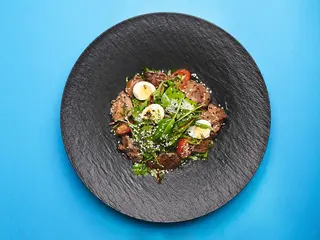 Салат з курячою печінкою (220g)