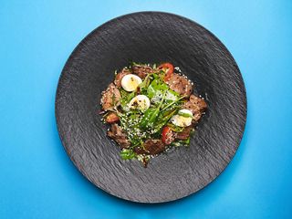 Салат з курячою печінкою (220g)