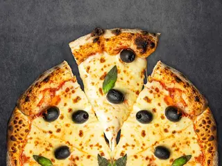 Pizza Amalfi (30 Cm.)