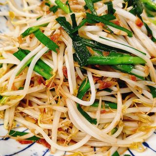 Brotes de soja salteadas