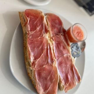 Menú Serrano