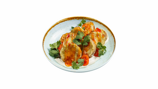 Хрустящий баклажан с соусом из курта