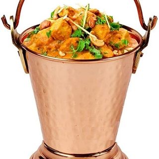 Pollo Balti con Champiñones