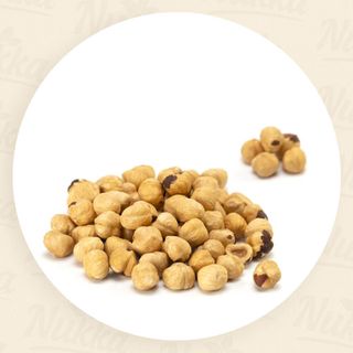 Alune de padure decojite nesarate