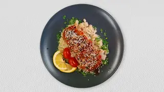 Tuna u oyster sosu sa susamom