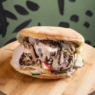 Pita Falafel
