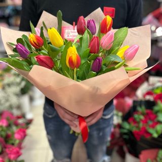 Букет с 15 бр. Лалета 