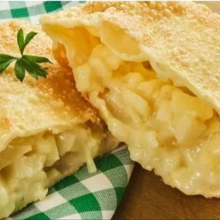 Pastel de palmito com queijo