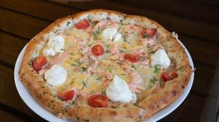 Пицца Филадельфия с сырным бортиком