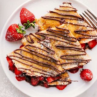 კრეპი შოკოლადით და მარწყვით