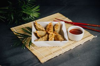 Pierożki Gyoza z mięsem (7 szt.)
