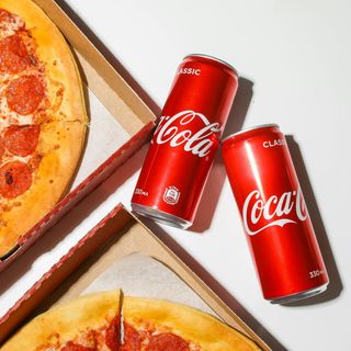 Menu Pão de Alho + Pizza Margherita Regular  + Coca Cola 33cl