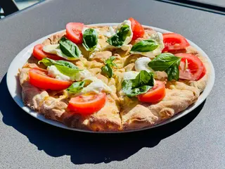 Pizza Capricciosa 32 cm.