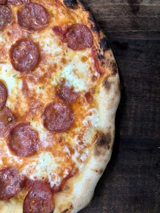 Pizza De Pepperoni (30 Cm.)