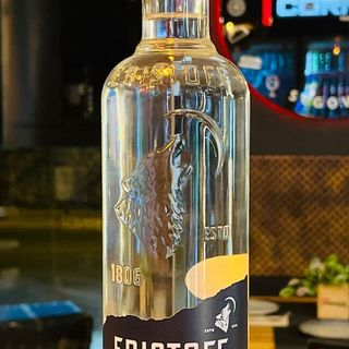 * VODKA ERISTOFF 37,5%