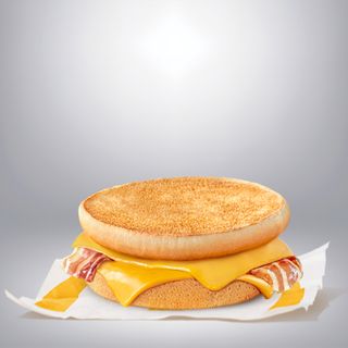 McToast sa sirom i slaninom