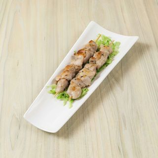 123. Pinchos de pollo (2 piezas)