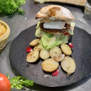 Rustico Burger Pescatora