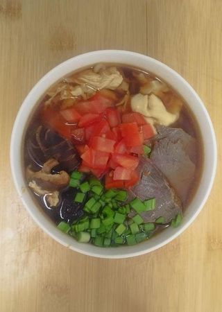 Рамен с говядиной (400г)