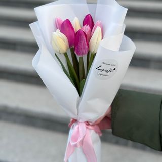 Букет 9 тюльпанів мікс 