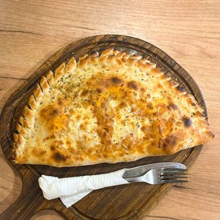 Pizza Calzone