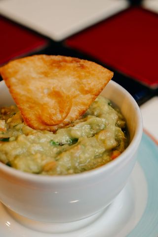 Cesta de guacamole sola