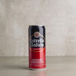 Estralla Galicia Beer