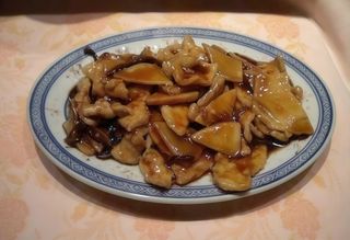 58A. Maiale con Germogli di Bambù e Funghi