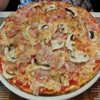 Pizza Jamón Y Champiñones (Mediana)