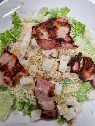 Салата Цезар (350г)