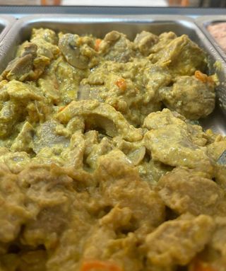 Ración De Pollo Al Curry (500 G.)