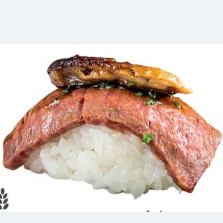 Nigiri wagyu con foie