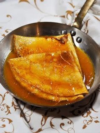 Crêpe Avec Pochette De Cannelle