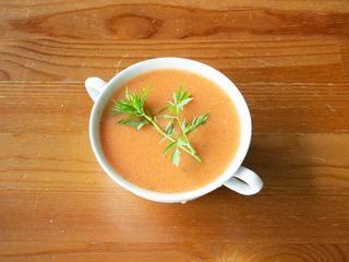 Zupa pomidorowa z makaronem