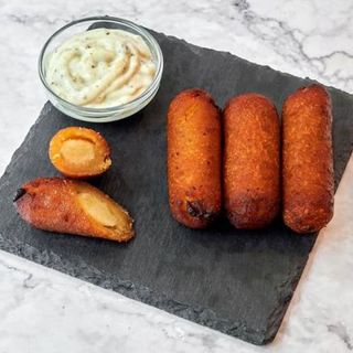 Tequeños de Plátano Macho (TX), (4 Uds.)