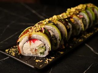 Рол зелений дракон (390g)